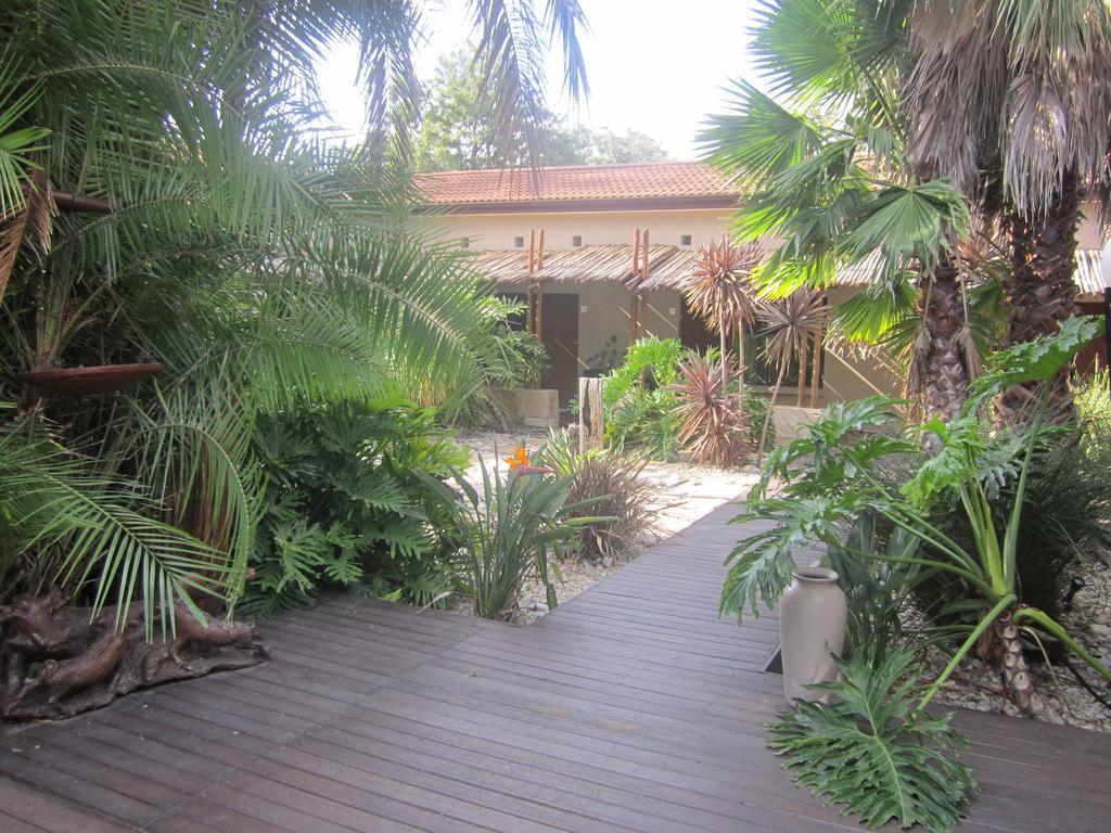 Ibhayi Guest Lodge - Lion Roars Hotels & Lodges. Port Elizabeth Ngoại thất bức ảnh
