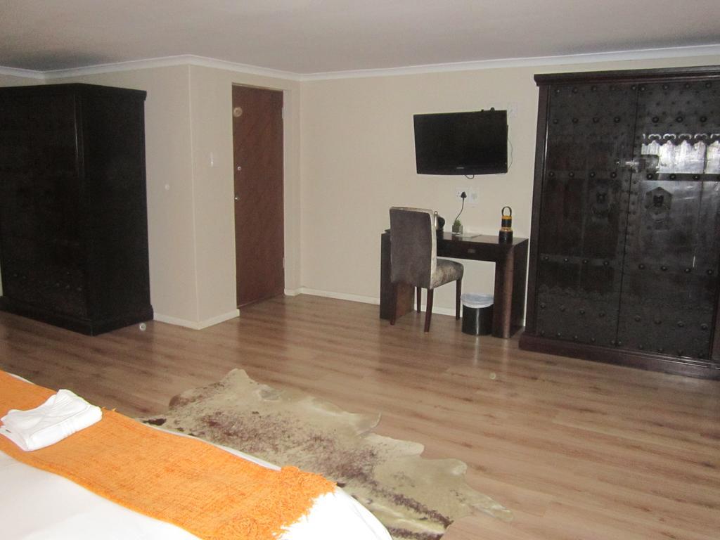 Ibhayi Guest Lodge - Lion Roars Hotels & Lodges. Port Elizabeth Ngoại thất bức ảnh
